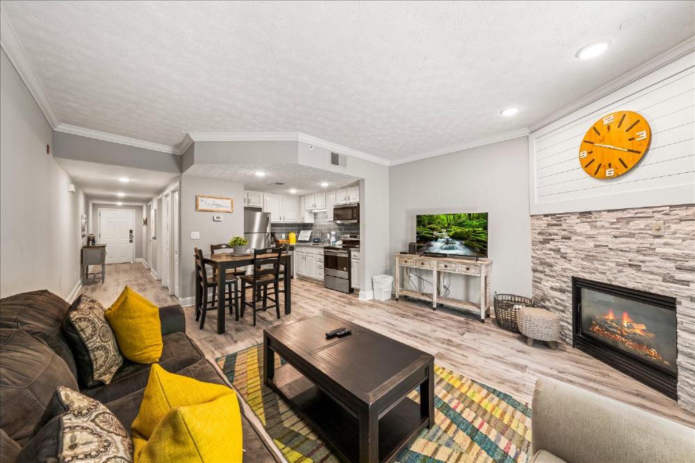 Smoky Mountain Bearadise By Colonial Properties